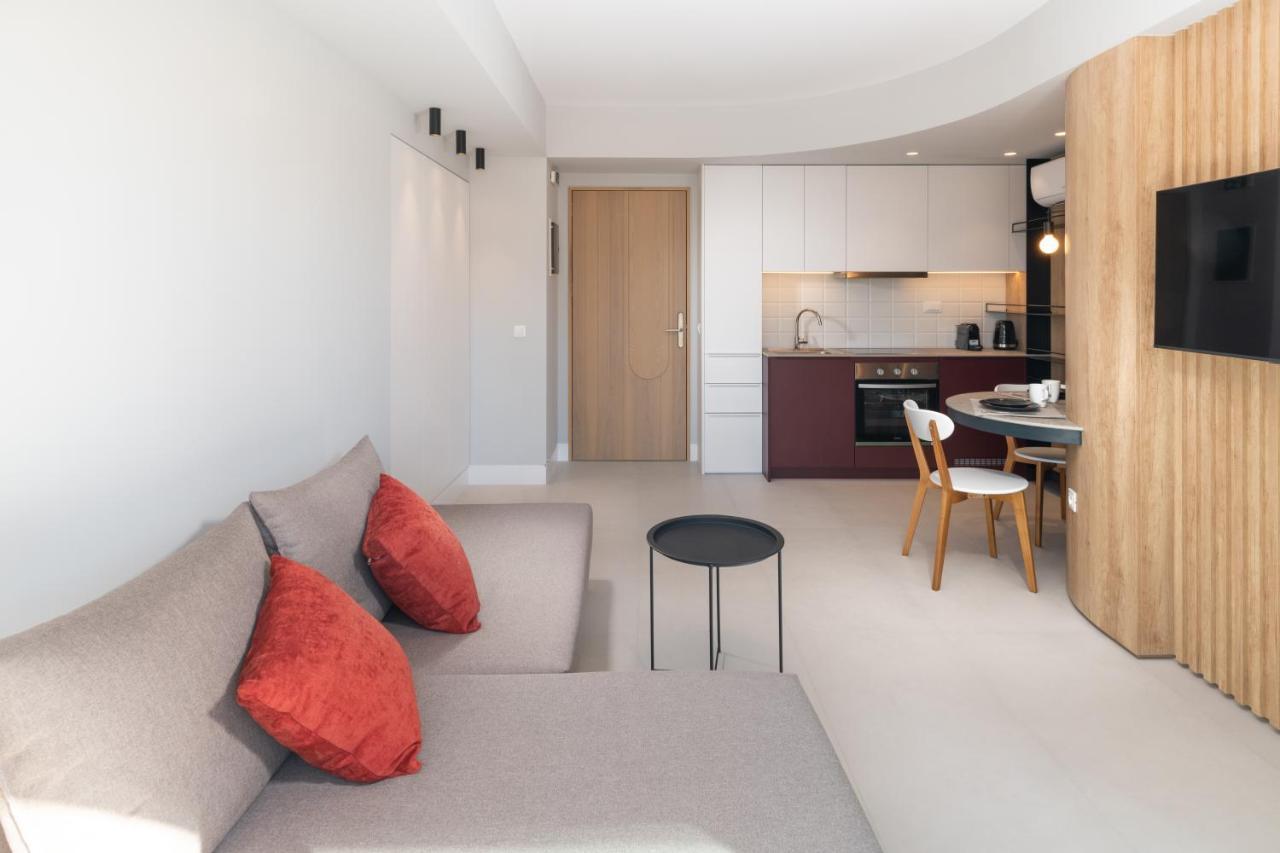 Evans Luxurious Apartment 2 Heraklion  ภายนอก รูปภาพ